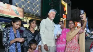 చంద్రబాబు వీధి సందర్శన