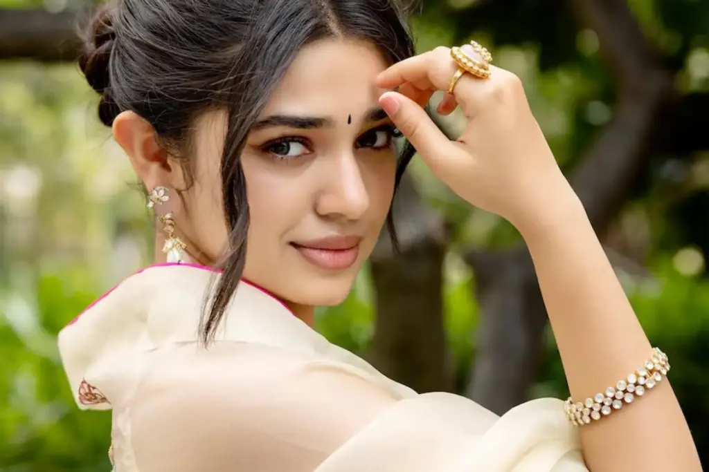 Latest News: Kriti Shetty: ఒకే నెల‌లో మూడు సినిమాలతో కృతిశెట్టి
