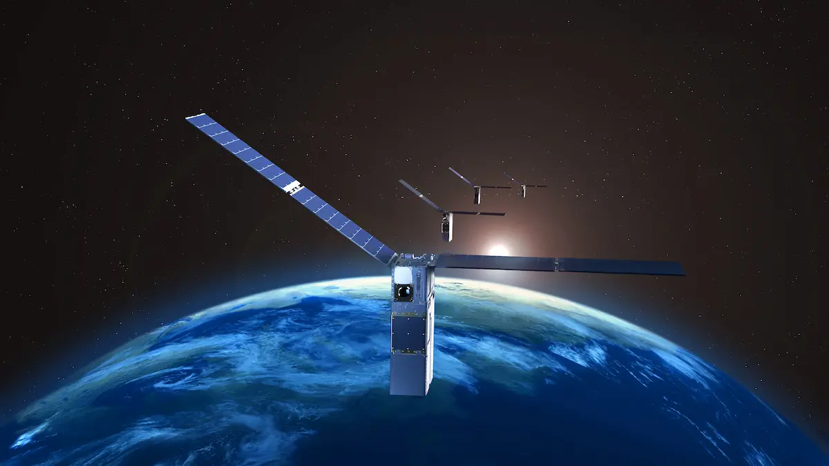 భూమిపై రాలిపోతున్న స్టార్‌లింక్‌ శాటిలైట్స్‌..భూ కక్ష్య భద్రతకు ముప్పు