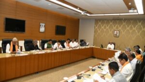 సీఎం తప్ప, మిగతా మంత్రుల రాజీనామా