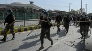 పాక్‌లో ఆందోళనలు.. రావల్పిండిలలో ఇంటర్నెట్ కట్