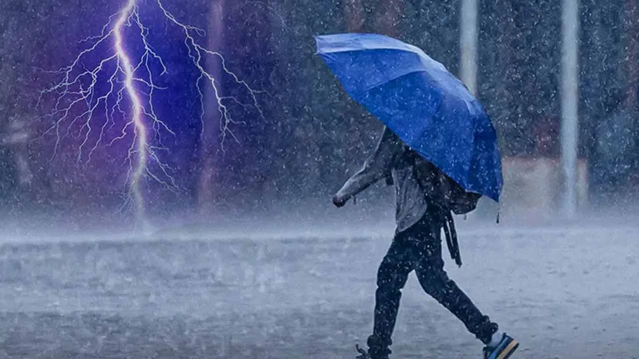 Rain alert: 24 గంటల పాటు ఈ జిల్లాల్లో ఉరుములు