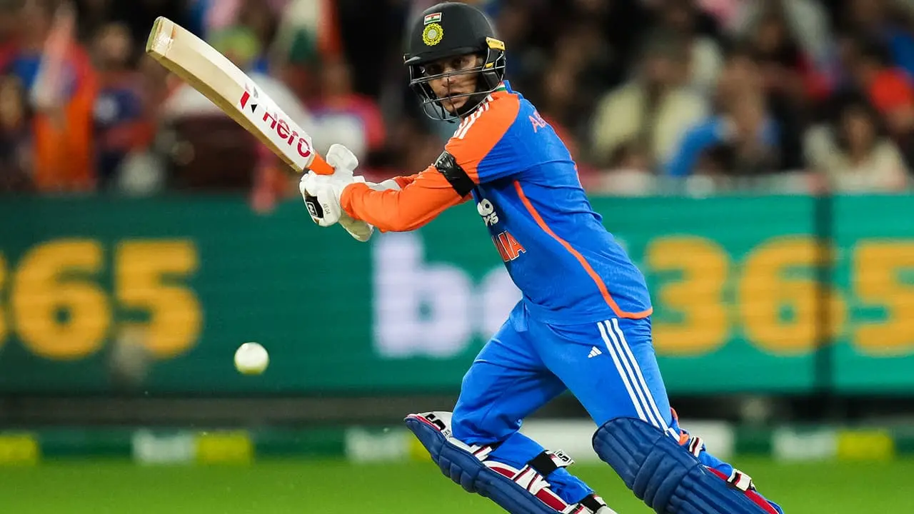 IND vs AUS: టీ20 మ్యాచ్ లో టీమిండియా ఓటమి