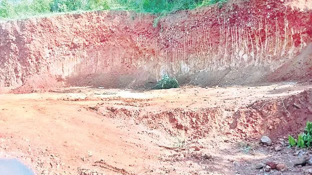 Latest news: Benami: మన్యం క్వారీల లీజుల్లో బినామీలదే హవా!