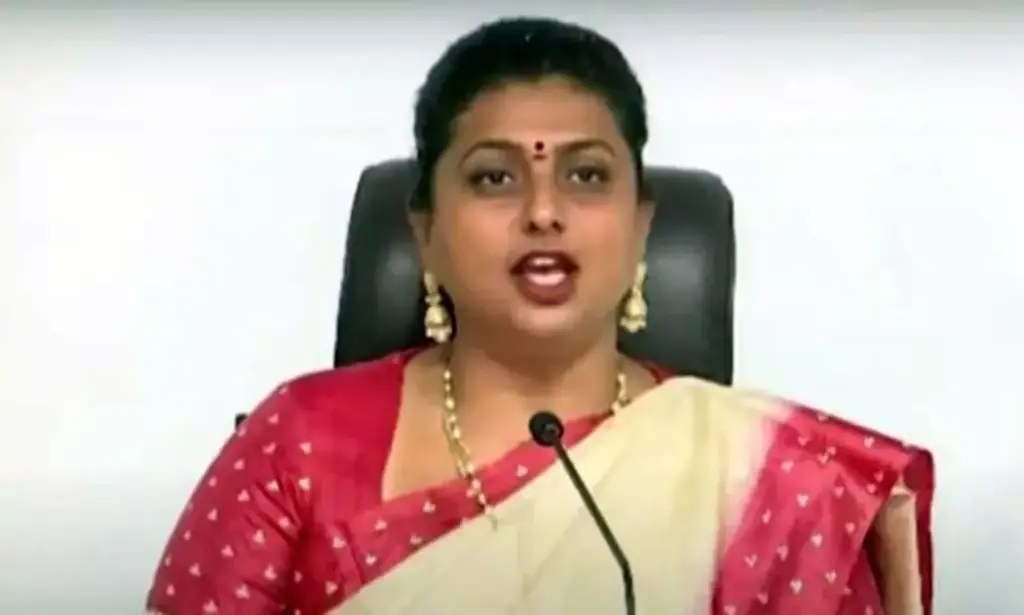 చంద్రబాబు ఒక్క మెడికల్ కాలేజీ అయినా కట్టారా? – రోజా