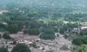 ఇండోనేషియాలో కొండచరియలు విరిగి 23మంది మృతి