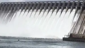 ఐదు అడుగులు ఎత్తిన నాగార్జునసాగర్ 12 క్రెస్ట్ గేట్లు