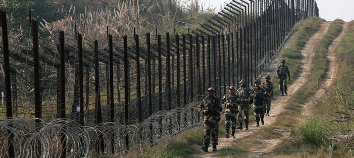 Pakistan shelling LOC : పాకిస్తాన్ ఉరి హైడ్రో ప్లాంట్‌పై దాడి ప్రయత్నం, CISF…