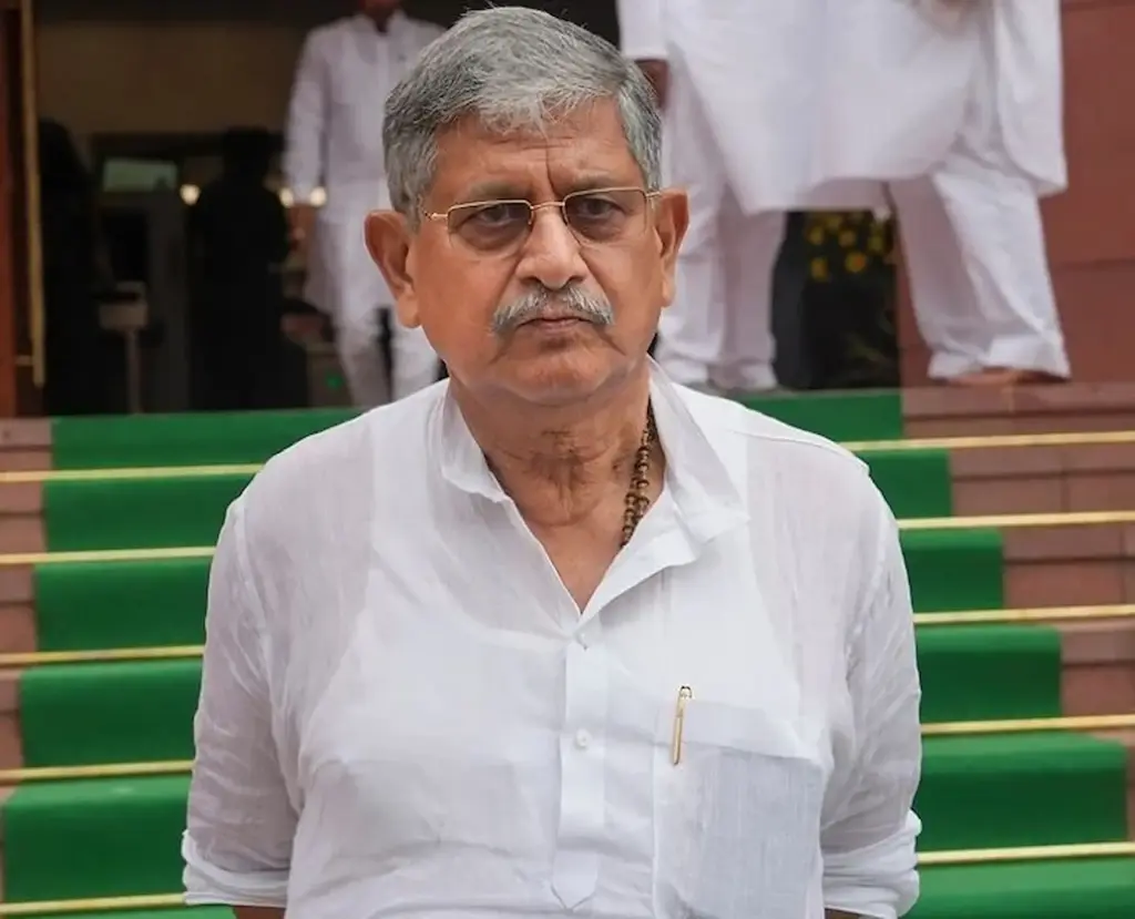 Latest News: RajivRanjanSingh: పేదలను పోలింగ్ బూత్‌కు రాకుండా అడ్డుకోండి: కేంద్రమంత్రి