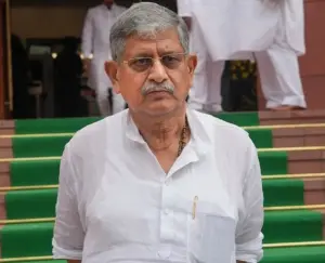 పేదలను పోలింగ్ బూత్‌కు రాకుండా అడ్డుకోండి: కేంద్రమంత్రి