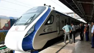 రైల్లో స్నానాకి వేడి నీళ్లు రెడీ