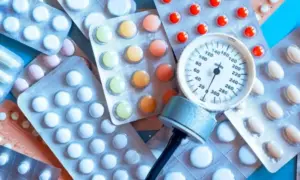 బీపీ టాబ్లెట్స్ మానేస్తే ప్రమాదమా? వైద్యుల హెచ్చరిక