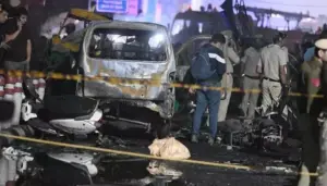 ఢిల్లీ పేలుడుతో ఐసిస్ ఉగ్రవాదులకు లింక్!