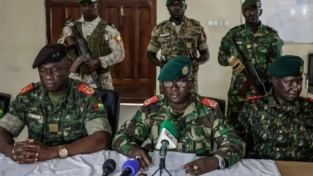 Telugu News: Africa: సైన్యం చేతిలో గినియా-బిస్సావు.. పరారీలో అధ్యక్షుడు