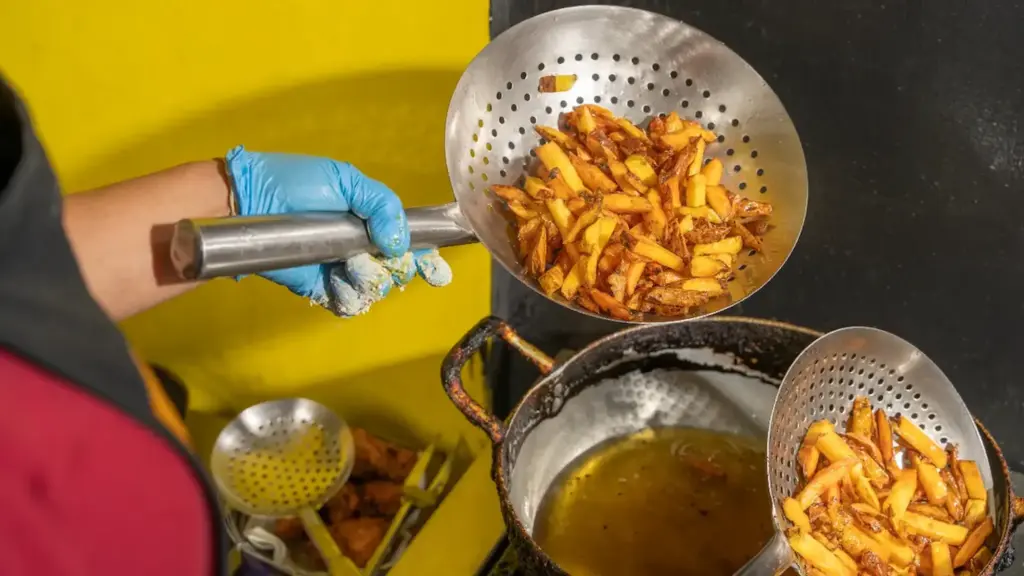 News Telugu: Health: డీప్ ఫ్రై చేసిన ఆహారం ఆరోగ్యానికి హానికరమా?