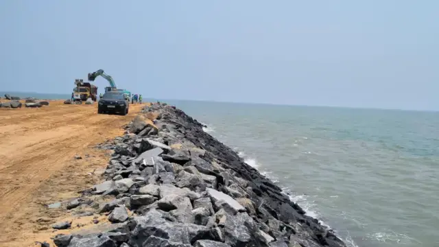 Latest news: Vijayawada: యాభై కిలోమీటర్లకో పోర్టుల అభివృద్ధికి ప్రభుత్వ కార్యాచరణ