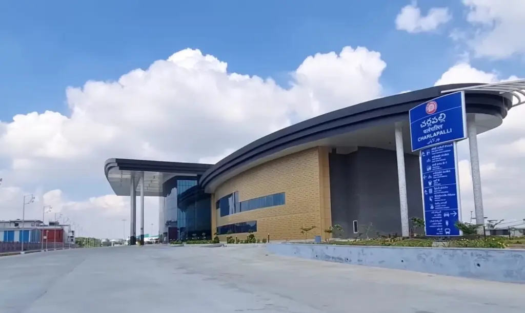 Latest news: Face Recognition Cameras: అత్యంత కట్టు దిట్టమైన భద్రతలో చర్లపల్లి రైల్వే స్టేషన్