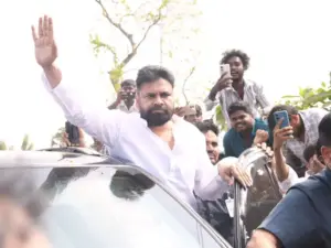 ఏలూరు జిల్లాలో లక్ష్మీనరసింహస్వామి ఆలయాన్ని సందర్శించిన పవన్ కల్యాణ్