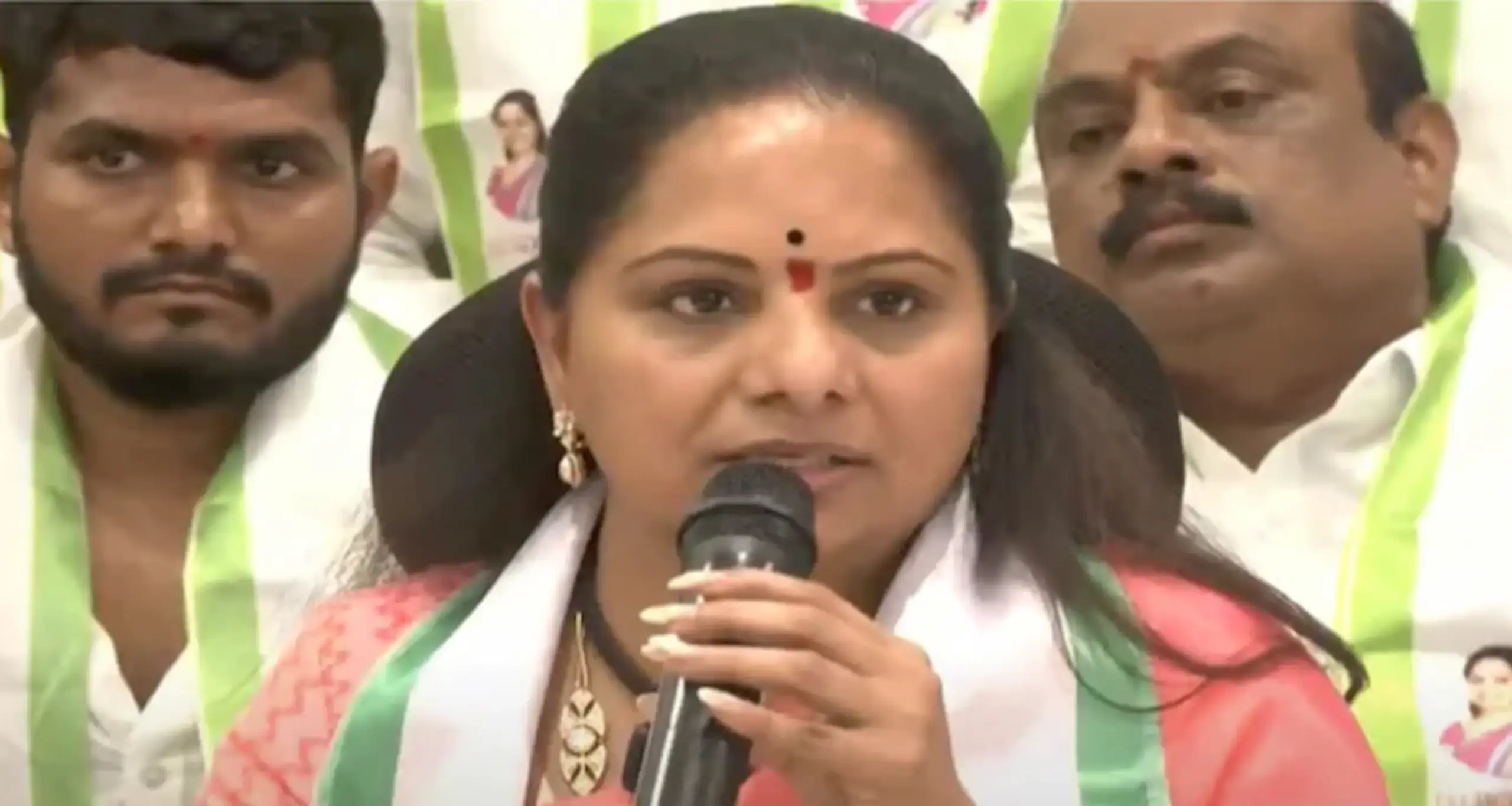 Kavitha: ఇదేనా బంగారు తెలంగాణ?: కవిత