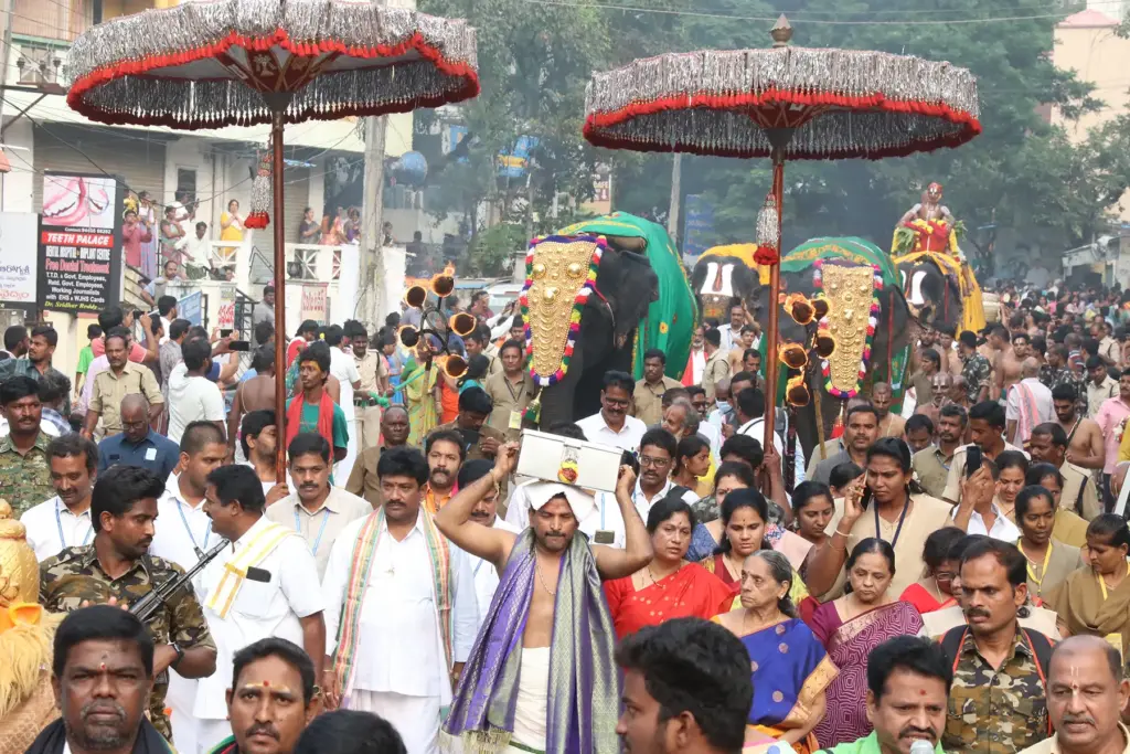 News Telugu: TTD: తిరుపతిలో శ్రీవారి సారె ఊరేగింపు