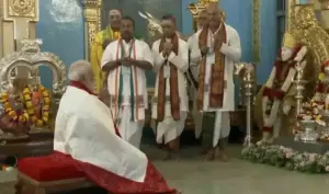 సత్యసాయి సమాధి వద్ద PM Modi ప్రత్యేక పూజలు