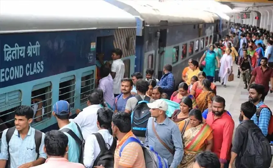 The hardships of the Sankranti festival have begun.. Tickets will be closed if delayed!