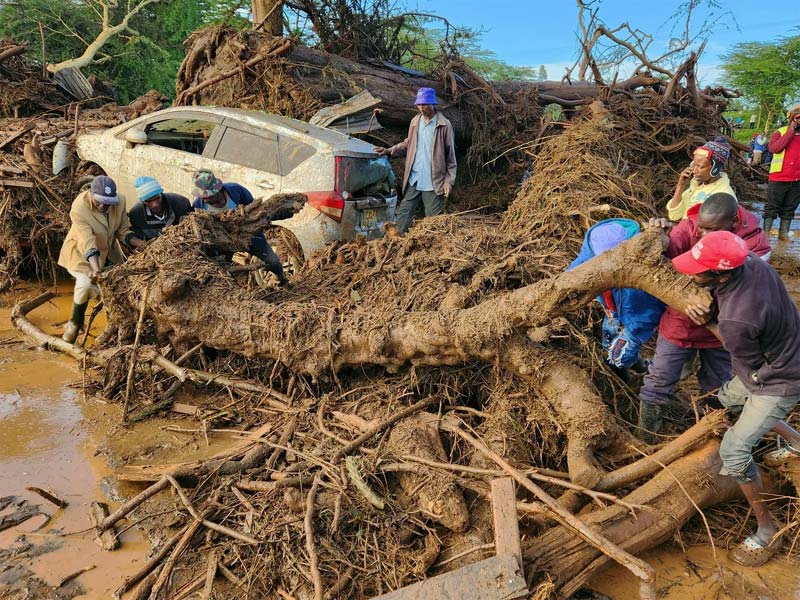 Breaking News – Tragedy in Kenya: కెన్యా లో కొండచరియలు విరిగిపడి 21మంది మృతి