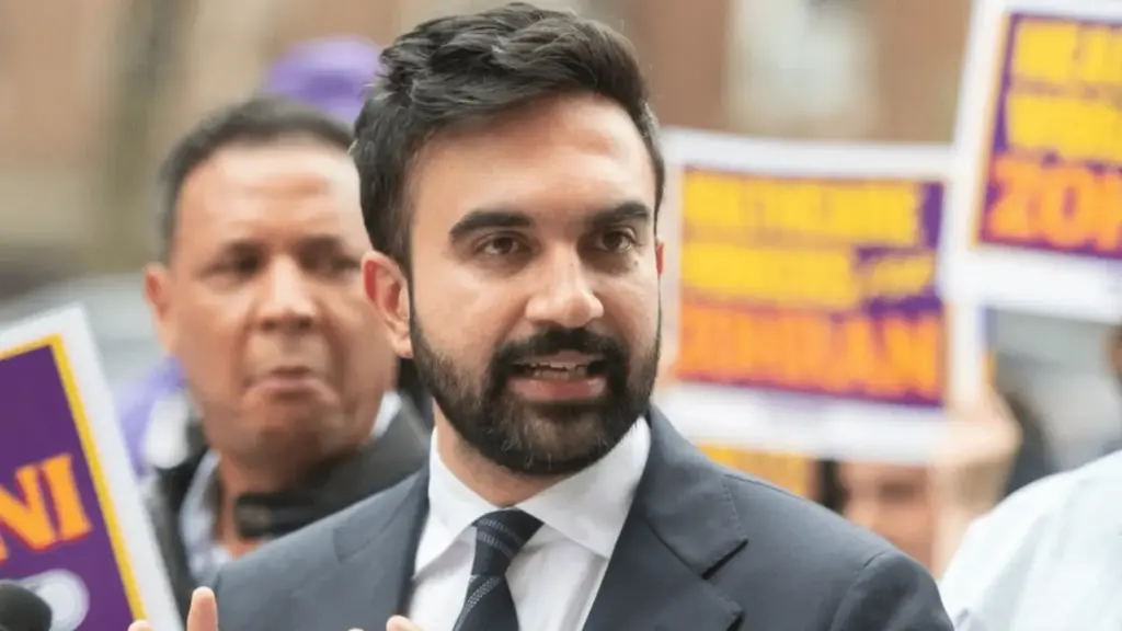 News Telugu: New York: న్యూయార్క్ మేయర్ ఎన్నికలు.. జోహ్రాన్ మామ్డానీ వైపే అందరి చూపులు