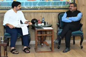 పాట్నాలో కేంద్ర మంత్రి ధర్మేంద్ర ప్రధాన్‌తో లోకేశ్ భేటీ