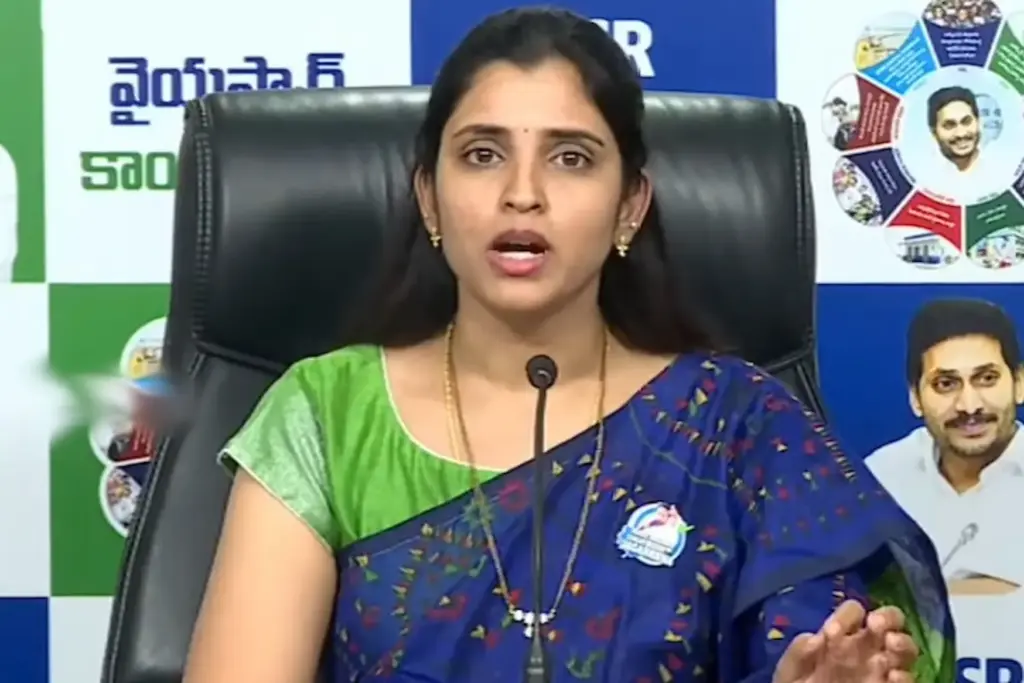 Latest News: Anchor Shyamala: యాంకర్ శ్యామలపై కేసు