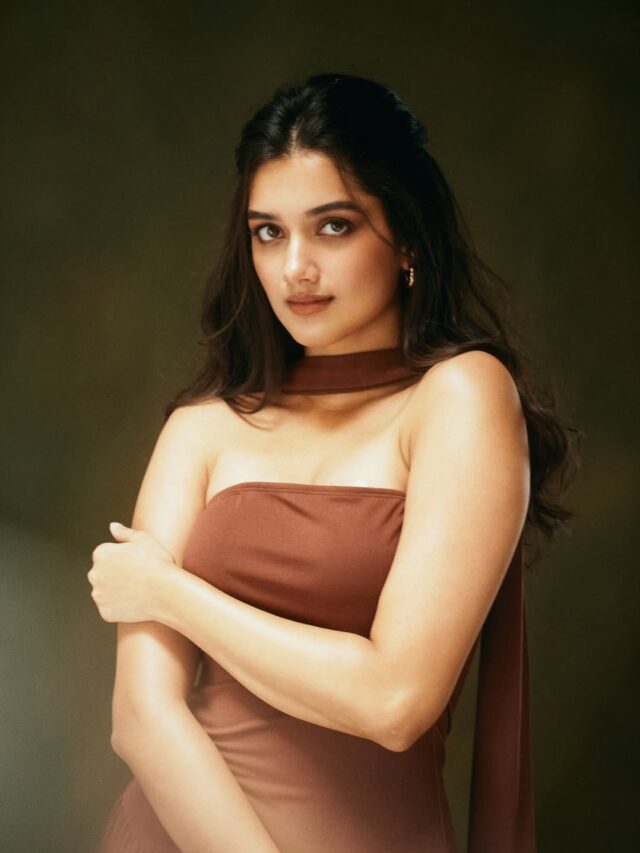 Bhagyashri Borse latest pics