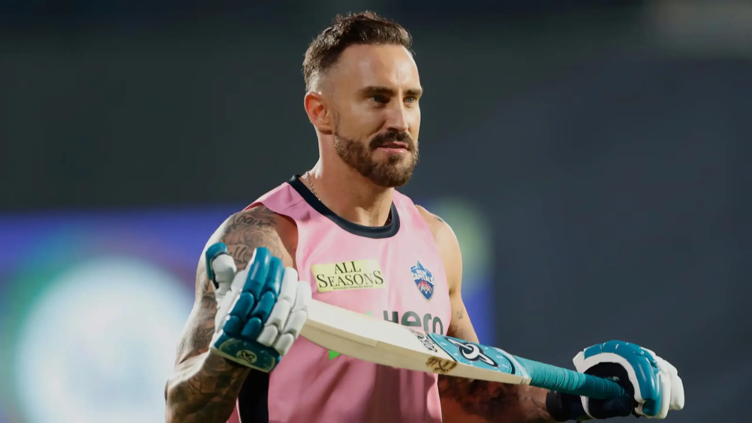 Faf Duplesis: వేలం నుంచి వైదొలిగిన RCB మాజీ కెప్టెన్? 