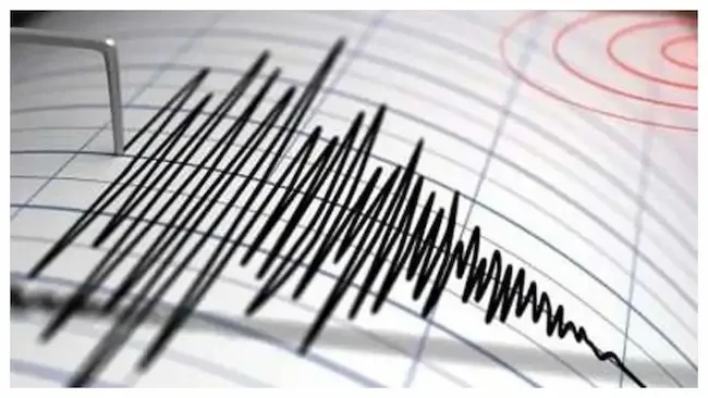 Telugu News: Pak: పాకిస్థాన్లో భూకంపం.. ఇళ్ల నుంచి పరుగులు తీసిన ప్రజలు