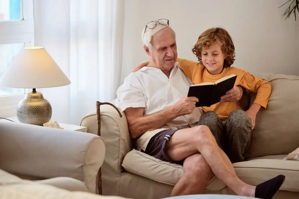 News Telugu: Agra: అద్దెకు తాతా..బామ్మా.. సర్వీసు