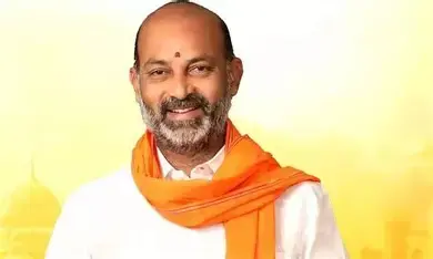 Latest News: Bandi Sanjay: బండి సంజయ్ భారీ హామీ: ఏకగ్రీవ పంచాయతీలకు ₹10 లక్షలు