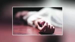 మహిళను కిరాతకంగా హత్య చేసిన దుండగులు