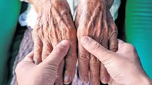 Latest News: Time Bank: కేరళలో వృద్ధాప్య సంరక్షణకు వినూత్న ‘టైమ్ బ్యాంక్’ పథకం