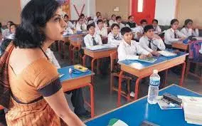 ప్రభుత్వ స్కూళ్లలో కంప్యూటర్ టీచర్ల భర్తీకి గ్రీన్ సిగ్నల్