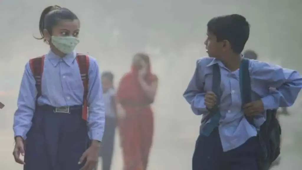 Telugu News: Delhi Air pollution: తీవ్ర కాలుష్యం.. ఢిల్లీలో స్కూల్ గేమ్స్ బ్యాన్!