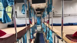 లోపాలున్న స్లీపర్ బస్సులు వెంటనే తొలగించాలి