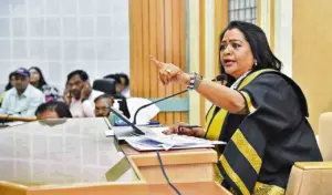 రసాభాసగా కొనసాగిన కౌన్సిలింగ్ సమావేశాలు