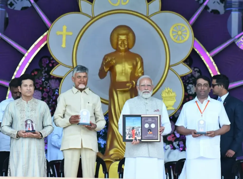 Chandra babu: ప్రేమ, సేవకు ప్రతిరూపం సత్యసాయి బాబా: సీఎం చంద్రబాబు నివాళి