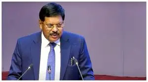 న్యాయమూర్తులపై విమర్శల పెరుగుదలపై సీజేఐ గవాయ్ ఆందోళన