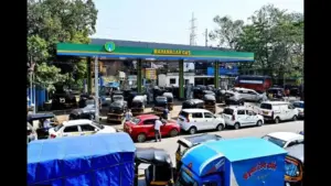 గ్యాస్ పైప్ లైన్ పగలడంతో సంక్షోభం లోCNG..