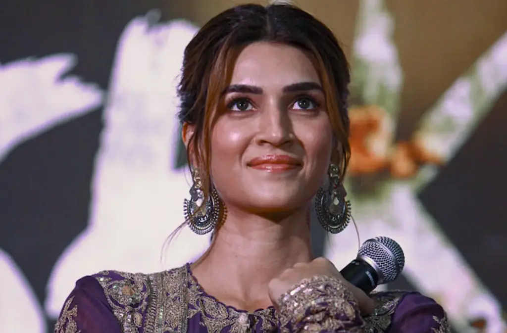 Kriti  Sanon responds to Delhi pollution