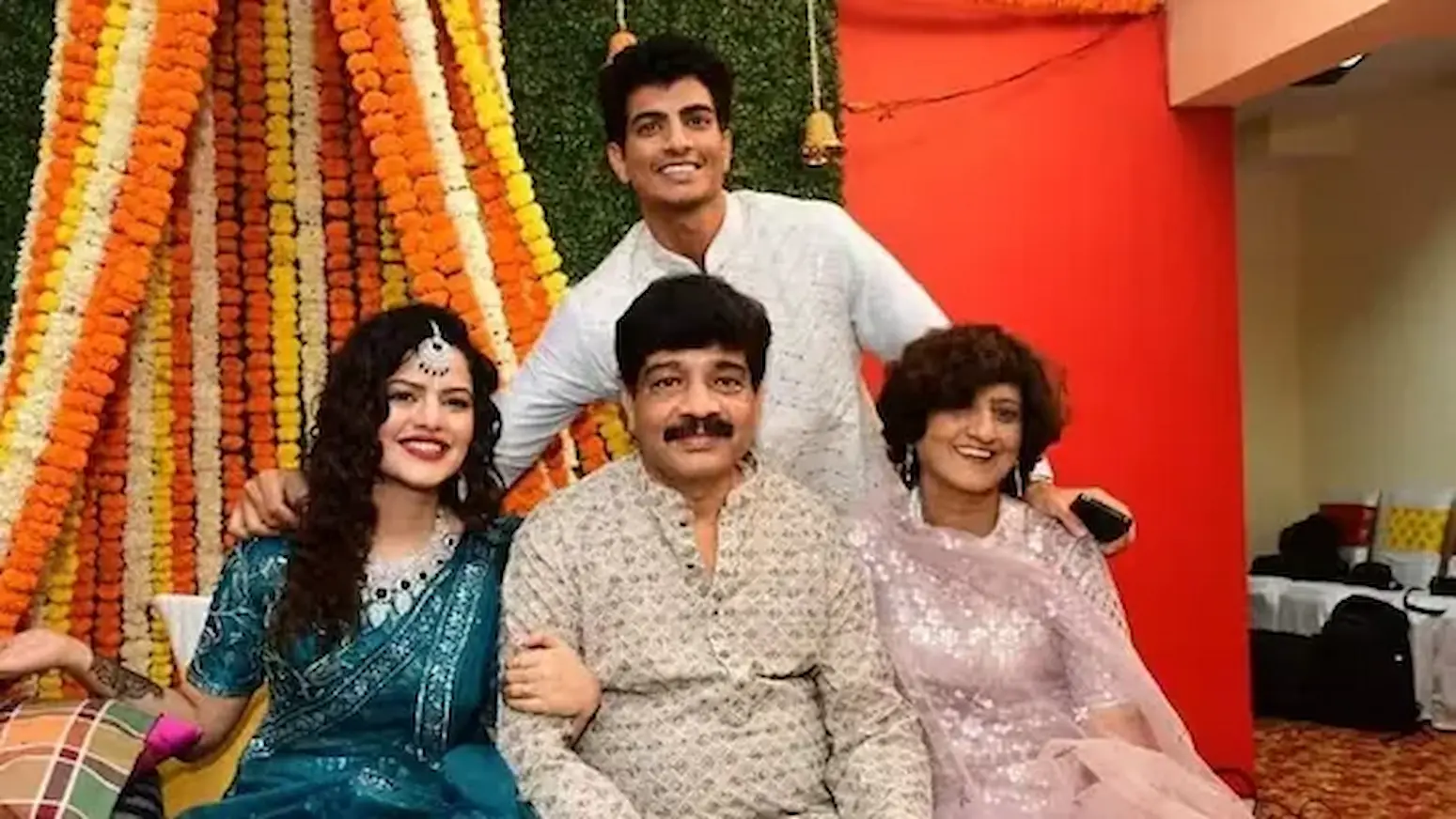 Latest News: Palash Muchhal: వదంతులను కొట్టి పారేసిన పలాష్ తల్లి అమితా ముచ్చల్