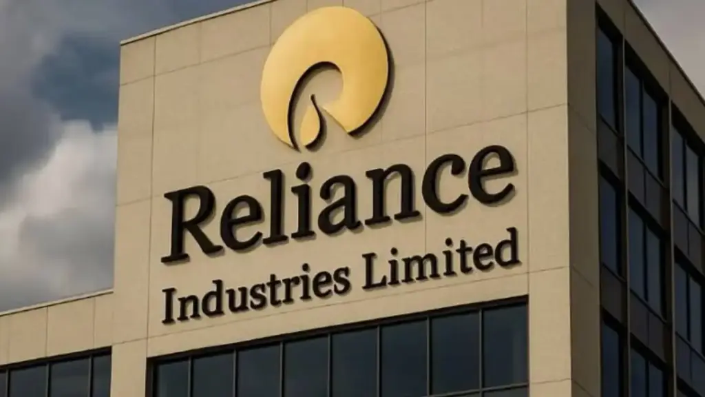 Latest News: Vishapatnam: డేటా రాజధానిగా విశాఖపట్నం.. రిలయన్స్ భారీ పెట్టుబడులు