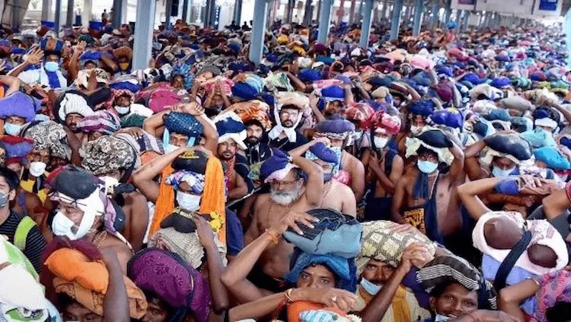 News Telugu: Sabarimala: శబరిమలలో భక్తుల రద్దీతో మహిళ మృతి..