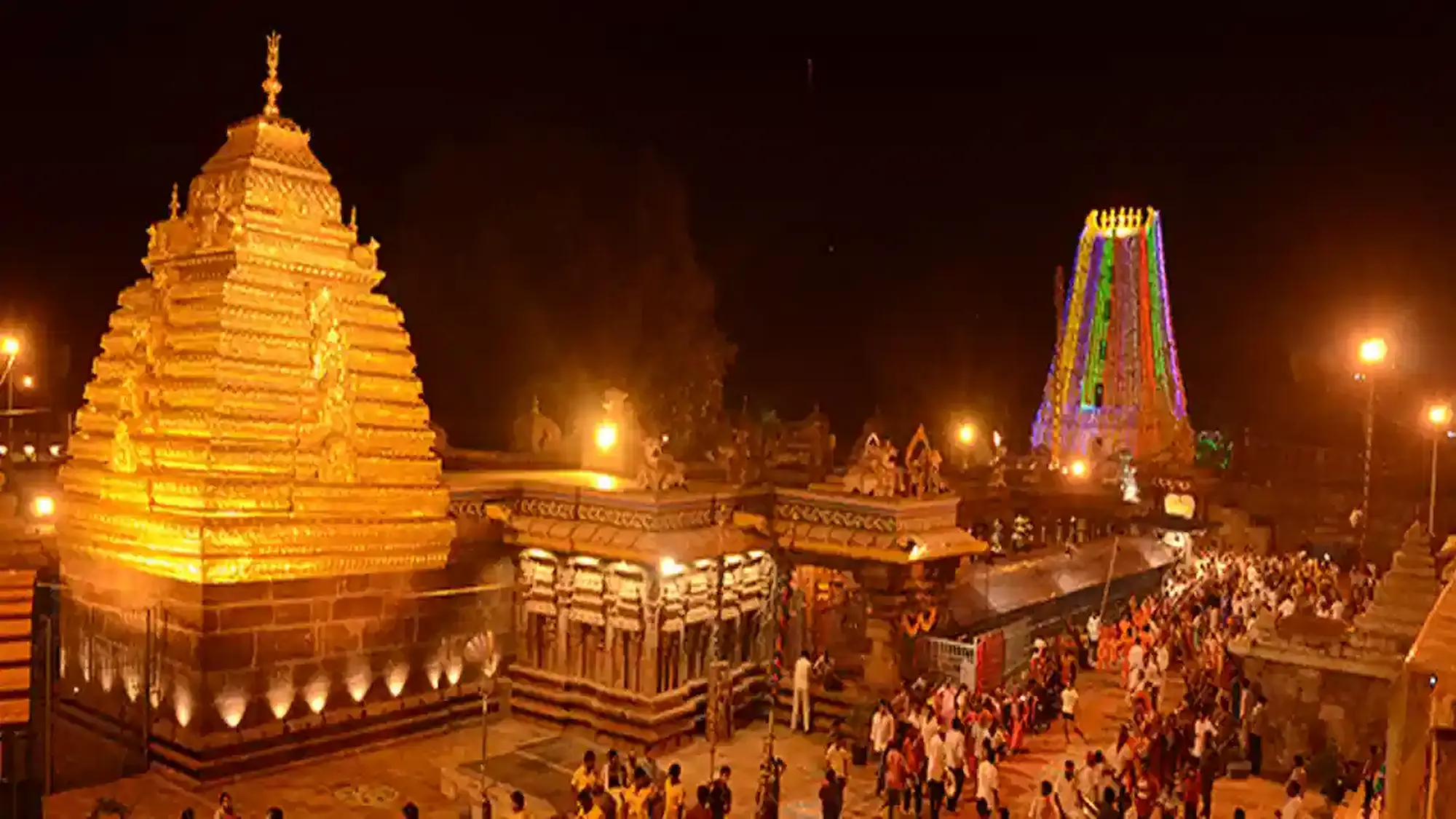 Srisailam: శ్రీశైలం భక్తులకు అలర్ట్.. ఫేక్ వెబ్‌సైట్ల ద్వారా మోసo