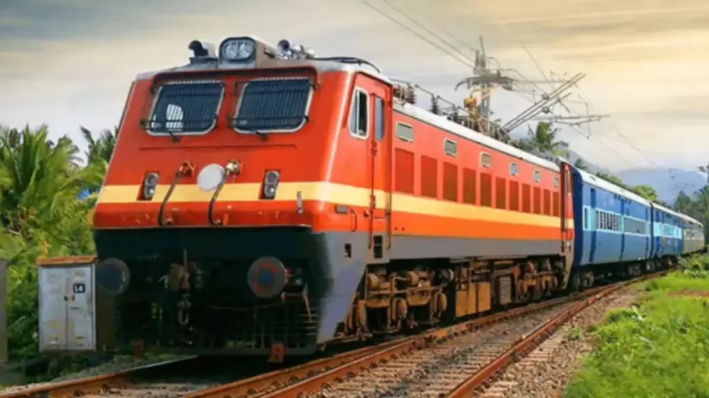 Latest news: Karimnagar: ఆ రెండు స్టేషన్లలో తిరుపతి రైళ్లకు హాల్టింగ్‌